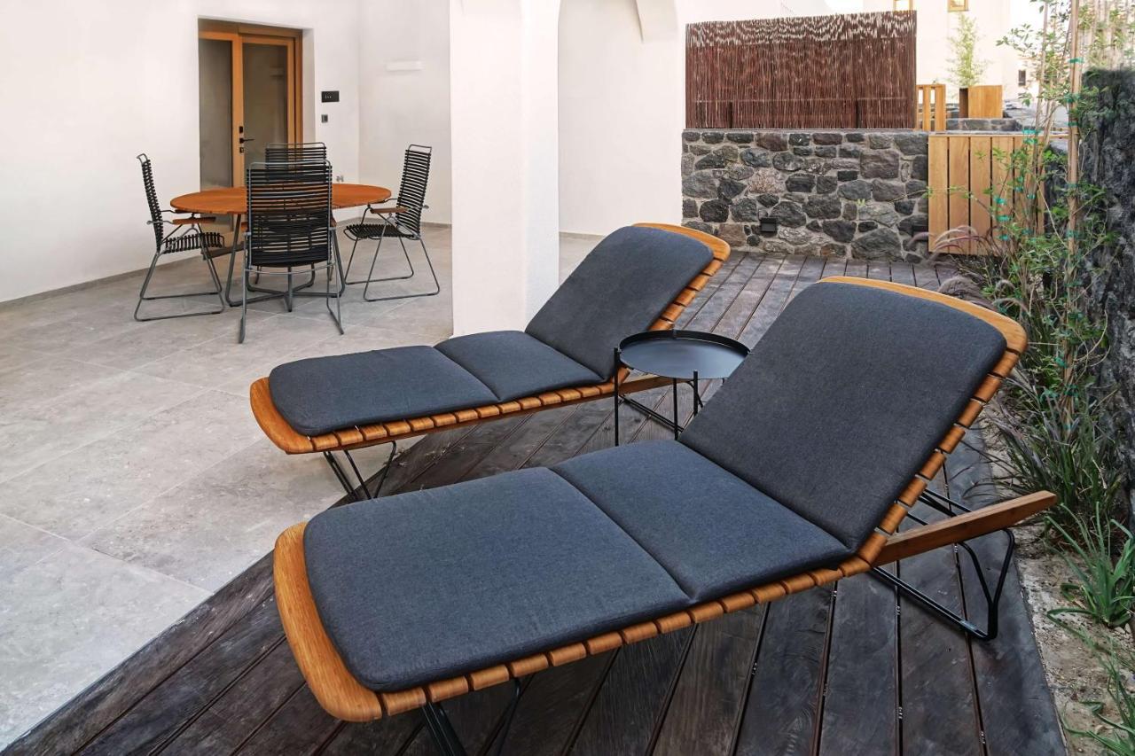 Radisson Blu Zaffron Resort, Santorini (Adults Only) Kamári Eksteriør billede
