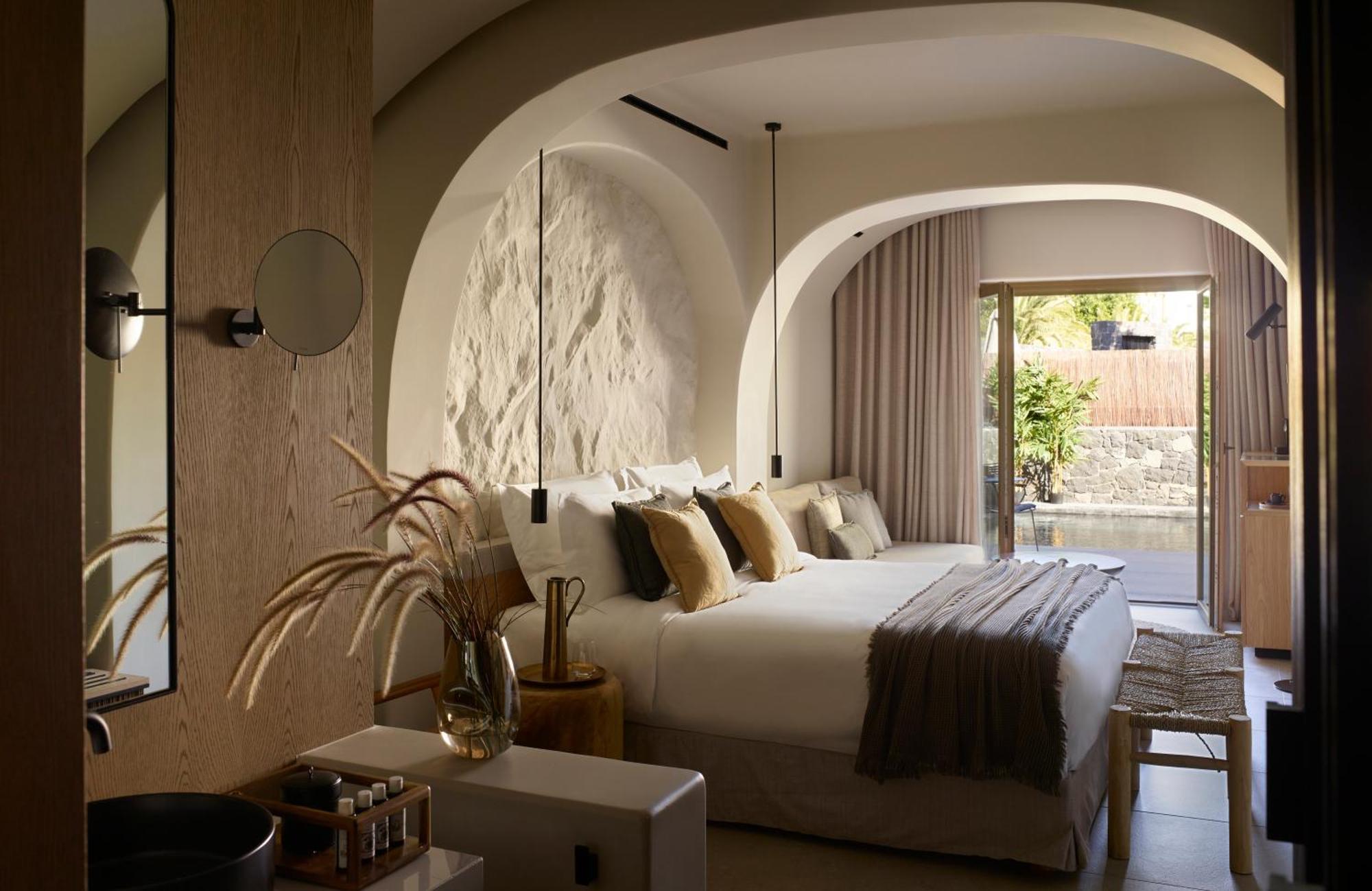 Radisson Blu Zaffron Resort, Santorini (Adults Only) Kamári Værelse billede