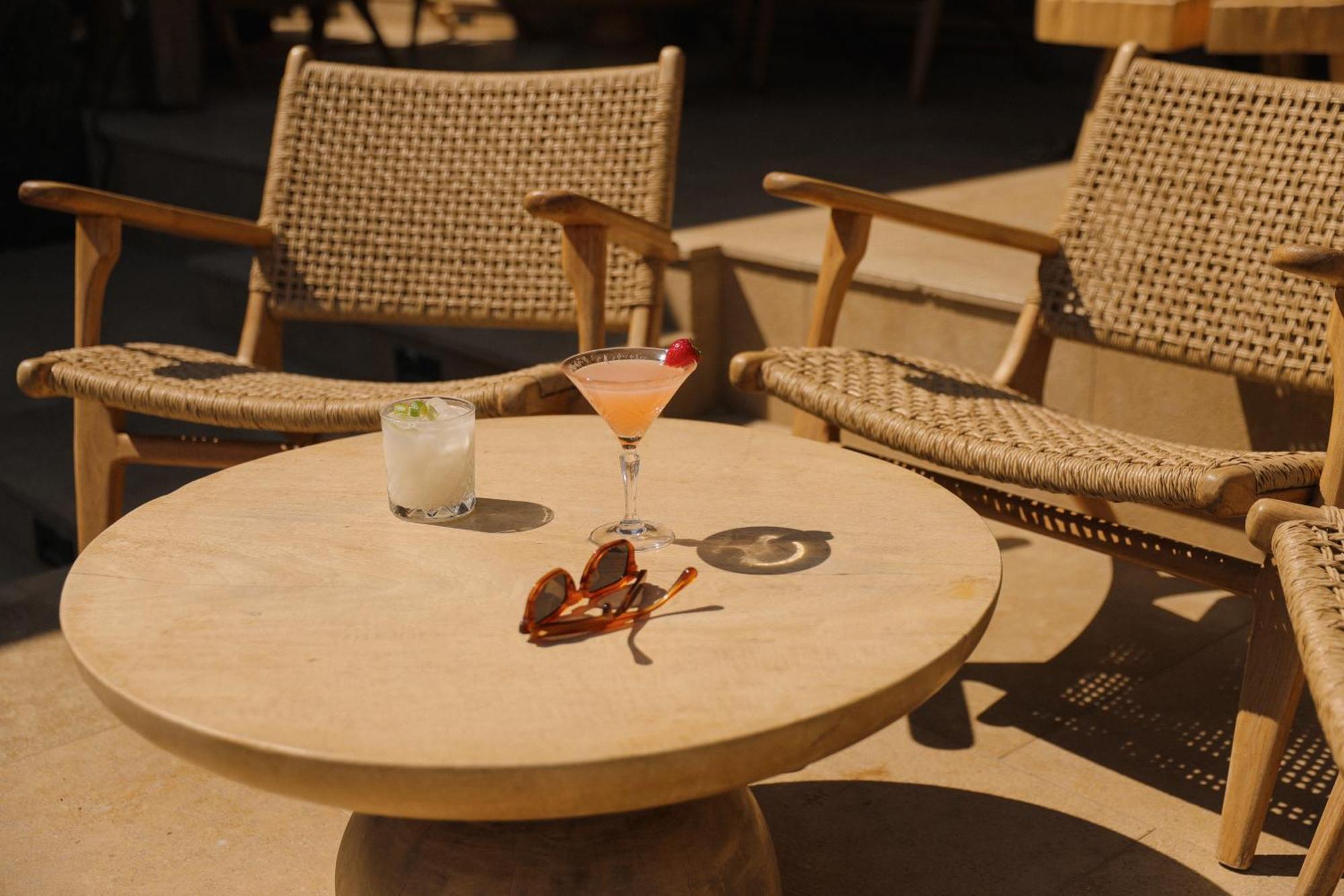 Radisson Blu Zaffron Resort, Santorini (Adults Only) Kamári Eksteriør billede