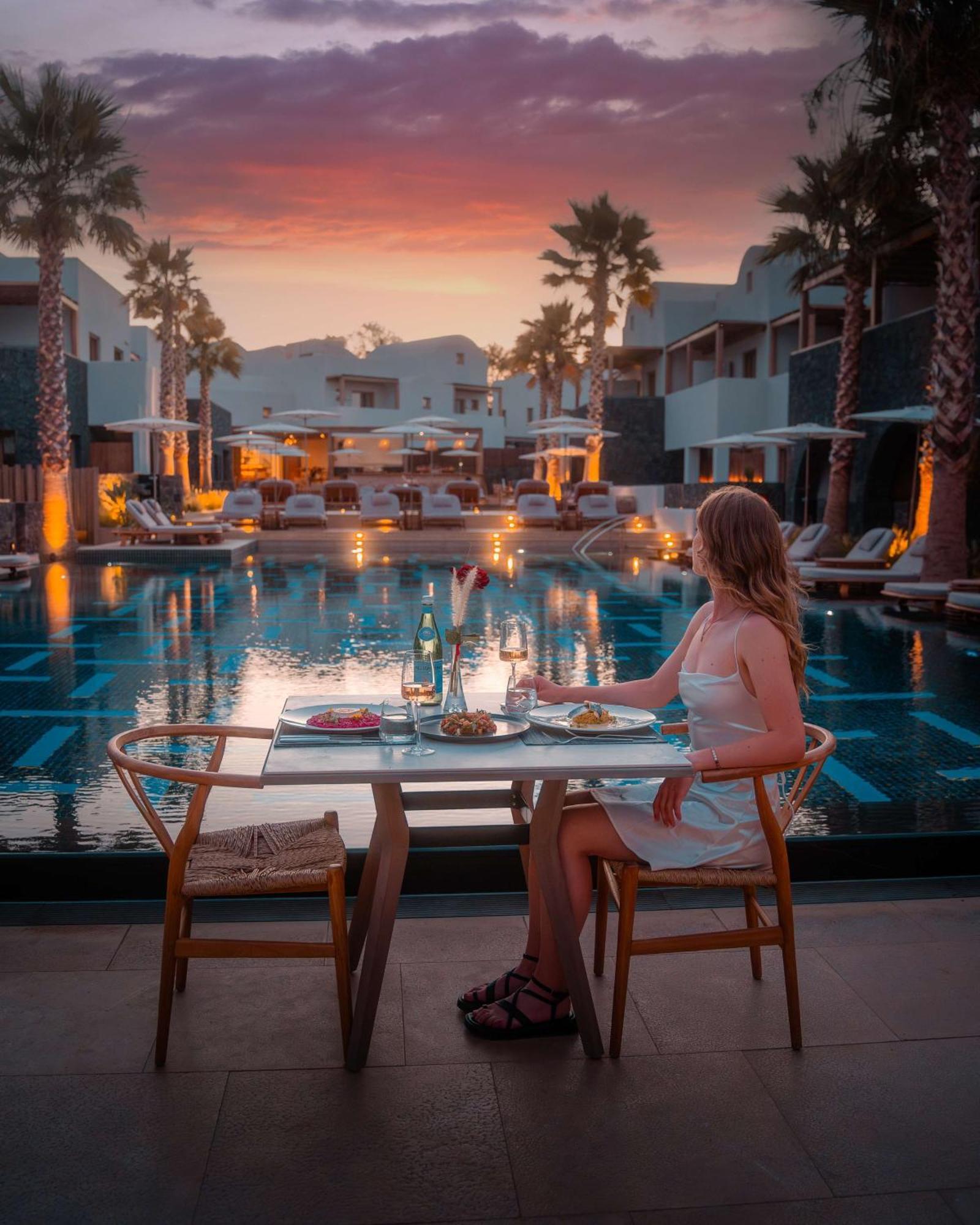 Radisson Blu Zaffron Resort, Santorini (Adults Only) Kamári Eksteriør billede