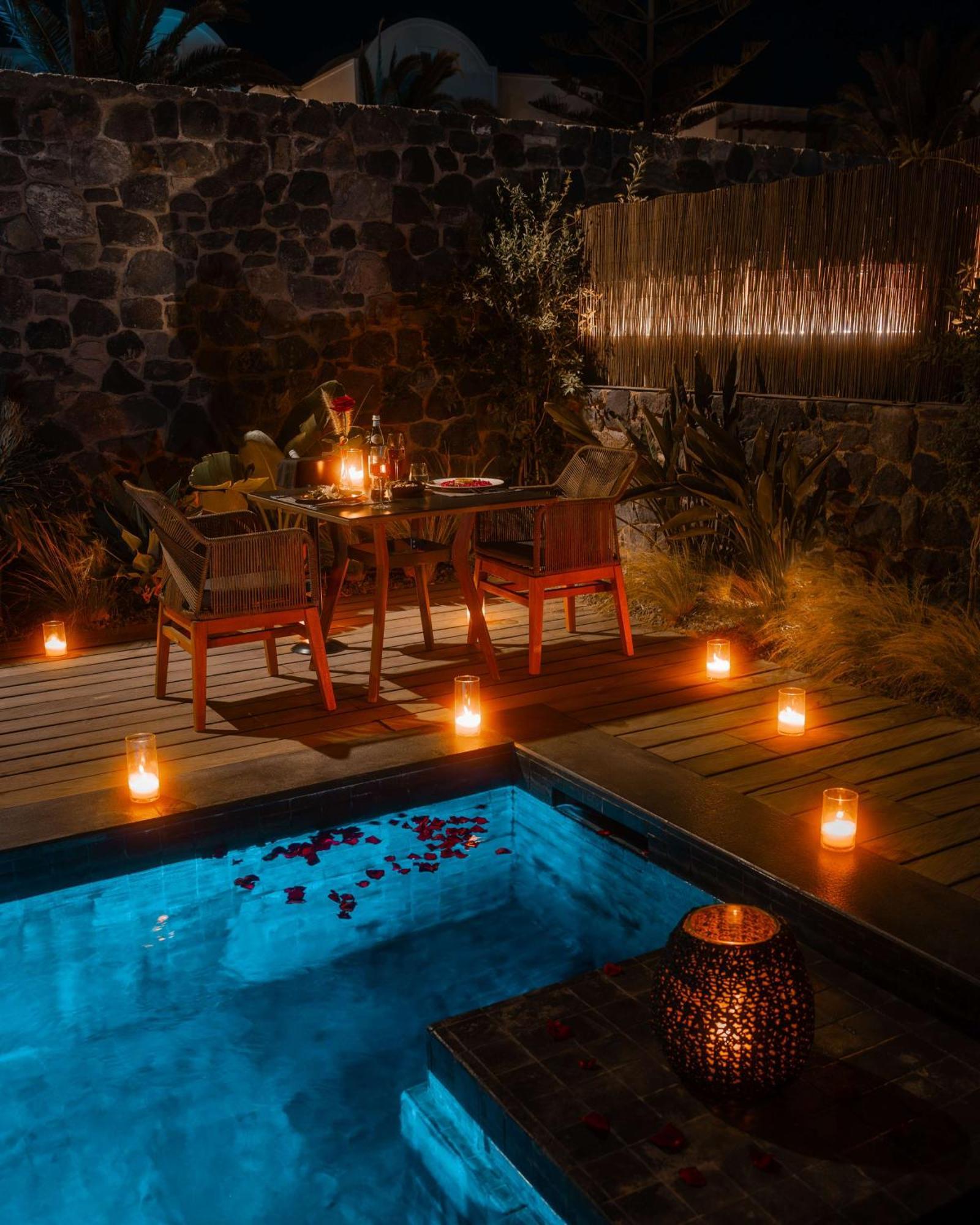 Radisson Blu Zaffron Resort, Santorini (Adults Only) Kamári Eksteriør billede